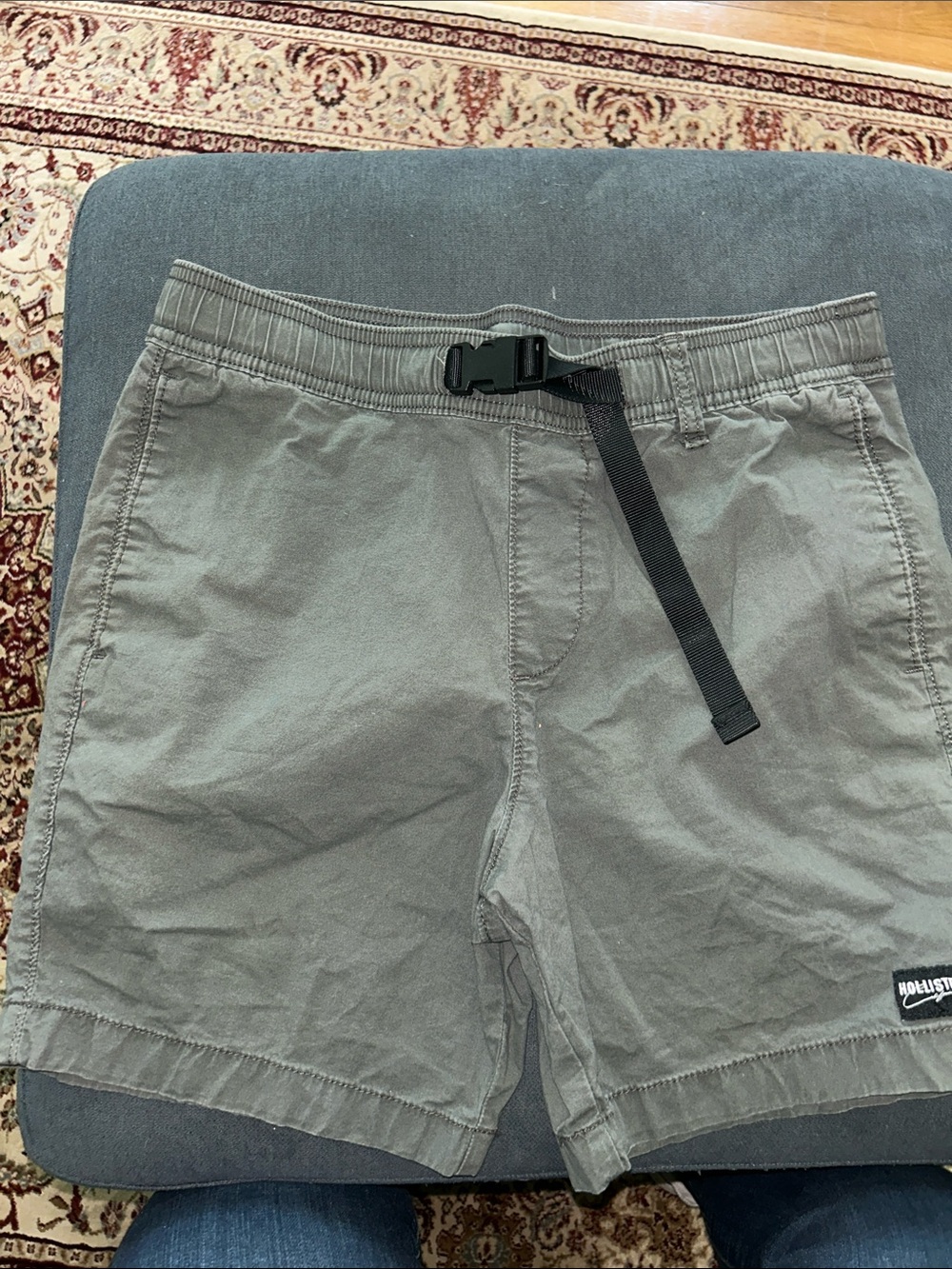 Men's Gray Elastic Waist Casual Shorts with Webbing Belt